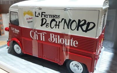 SOLIDO 1/18 - CITROEN TYPE HY - FRITERIE CH`TI BILOUTE - 196